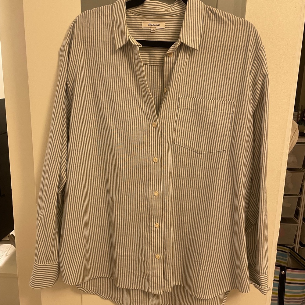 Madewell Boyfriend Blue and White Striped Button Down Large